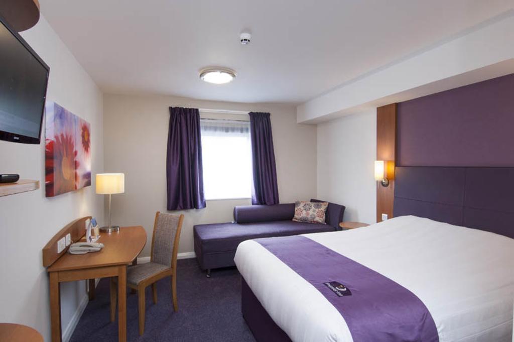 Premier Inn Gravesend - A2/Singlewell Bagian luar foto